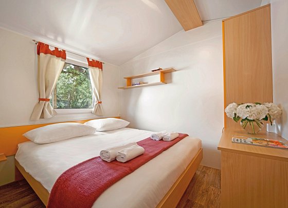 Camping Valkanela - Wohnbeispiel Mobilheim Premium (Zimmercodierung CM1)