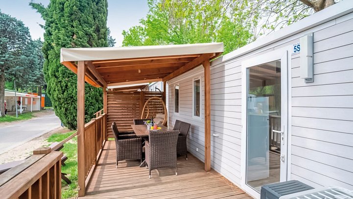 Lanterna Premium Camping Resort (by Happy Camp) - Wohnbeispiel Mobilheim Happy Premium Suite (Zimmercodierung CM3)