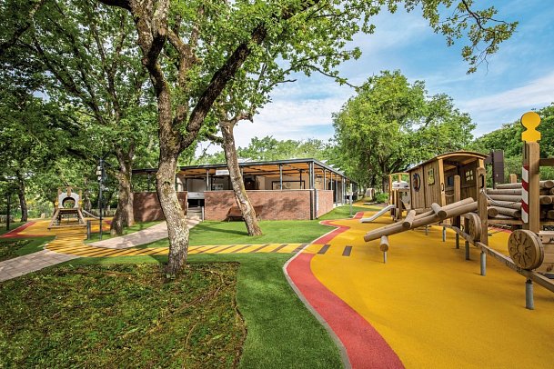 Lanterna Premium Camping Resort (by Happy Camp) 