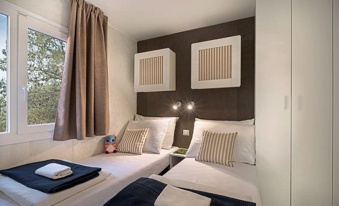 Lanterna Premium Camping Resort (by Valamar) - Wohnbeispiel Happy Dog Home for 4 plus 2 (Zimmercodierung CB4)