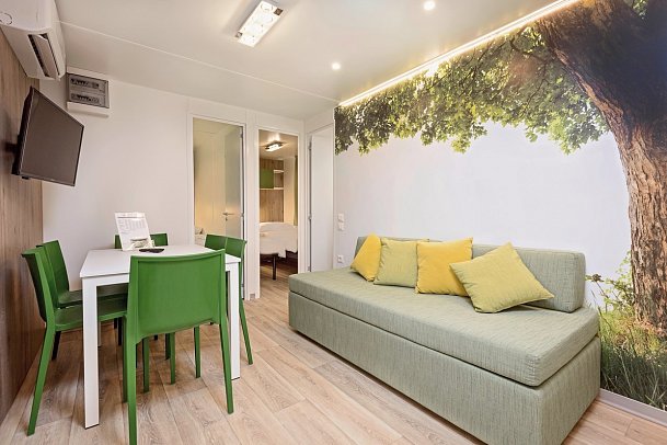 Mobile Homes Veštar - Wohnbeispiel Mobilheim Forest Escape Family (Zimmercodierung CB2)