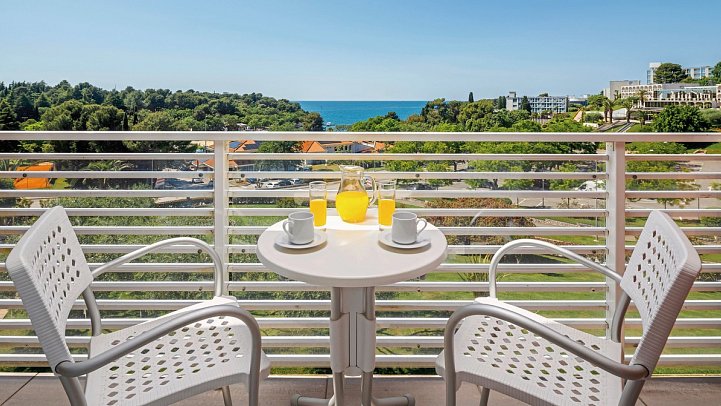 Albatros Plava Laguna - Wohnbeispiel Doppelzimmer Superior Meerseite (Zimmercodierung DSC)