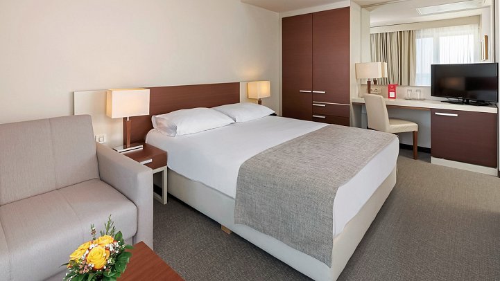 Albatros Plava Laguna - Wohnbeispiel DZ Superior Meerseite mit Schlafsofa (Zimmercodierung DS1)