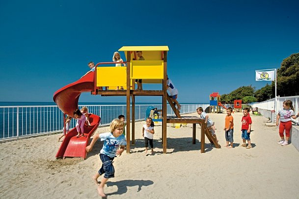 Lanterna Resort