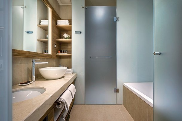 Marea Suites Valamar Collection - Badbeispiel Suite für 2 plus 2 Meerblick (Zimmercodierung WSM)