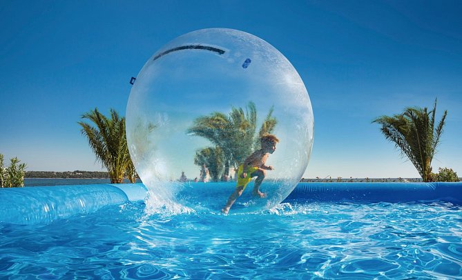 Aminess Vival Maestral Hotel