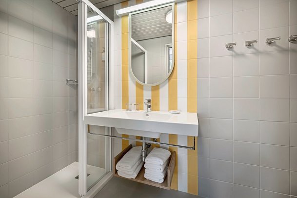 Sunny Rabac by Valamar - Beispiel Bad (Zimmercodierung TS1)