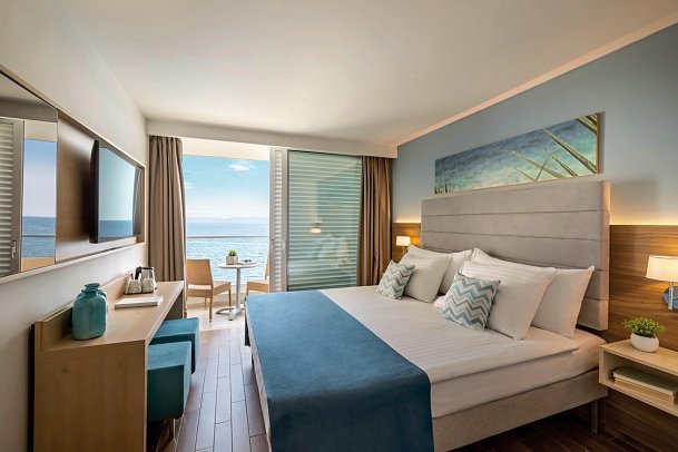 Valamar Bellevue Resort - Wohnbeispiel Zimmer Superior für 2 plus 2 Meerseite (Zimmercodierung FSC)