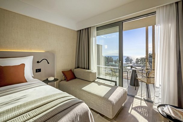 Pical Hotel Valamar Collection - Wohnbeispiel Zimmer für 2 plus 1 Meerseite (Zimmercodierung DBC)