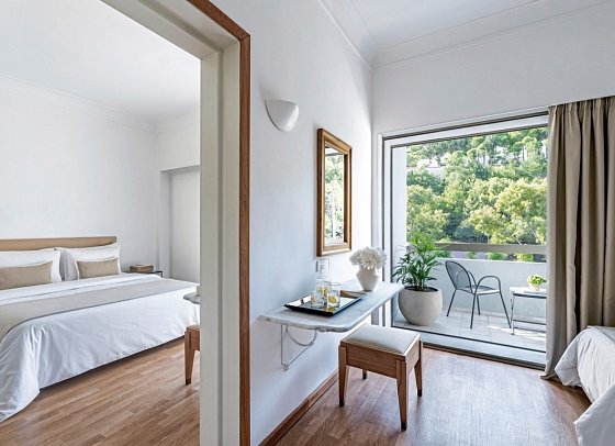 Grecotel LUX®ME Dama Dama - Wohnbeispiel Familienzimmer Premier Guestroom mit Landblick (Zimmercodierung FB2)