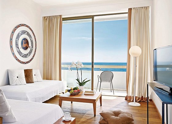Grecotel LUX®ME Dama Dama - Wohnbeispiel Familienzimmer LUX ME Guestroom mit Meerblick (Zimmercodierung FBM)