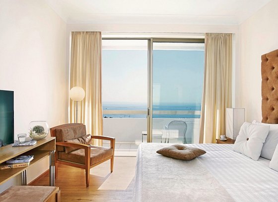 Grecotel LUX®ME Dama Dama - Wohnbeispiel Familienzimmer LUX ME Guestroom mit Meerblick (Zimmercodierung FBM)