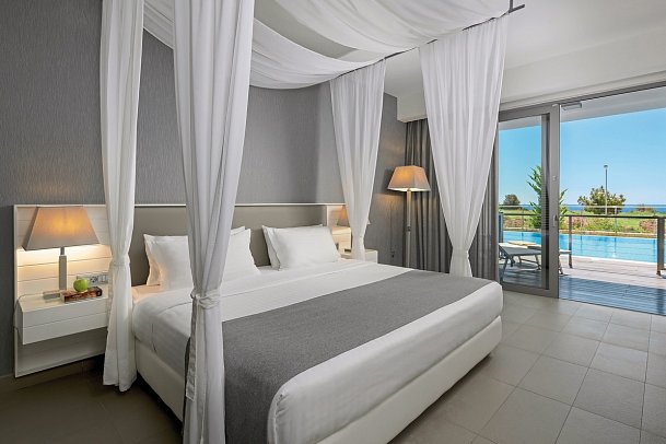 Princess Andriana Resort & Spa - Wohnbeispiel Juniorsuite Meerblick Gemeinschaftspool (Zimmercodierung J2M)