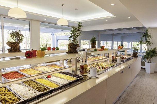 Lindos White Hotel & Suites