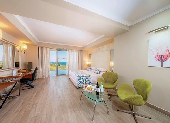 Atrium Platinum - Wohnbeispiel Doppelzimmer Deluxe seitl. Meerblick (Zimmercodierung DDN)