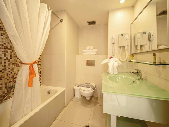 Sunshine Rhodes - Wohnbeispiel Familienzimmer Landblick (Zimmercodierungen FBL & F1M)