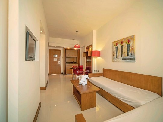 Sunshine Rhodes - Wohnbeispiel Familienzimmer Landblick (Zimmercodierungen FBL & F1M)