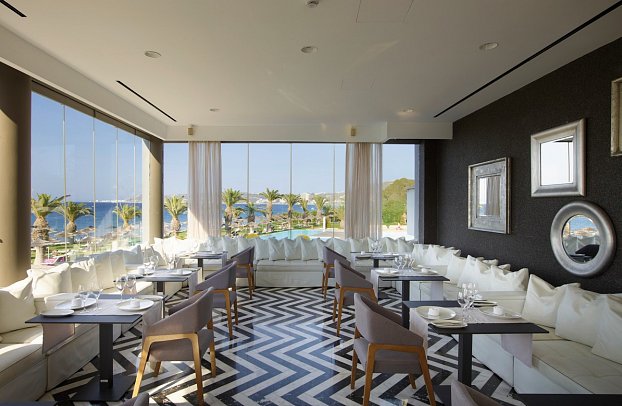 The Ixian Grand & All Suites