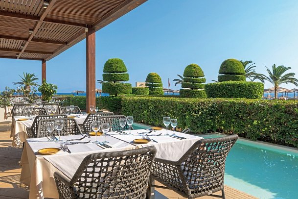 The Ixian Grand & All Suites