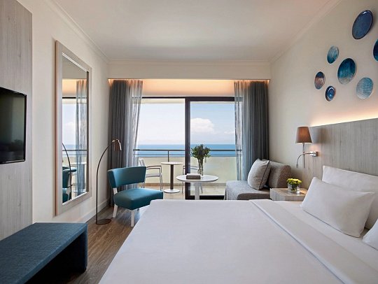 Amus Hotel & Spa - Wohnbeispiel Doppelzimmer Deluxe Meerblick (Zimmercodierung DDM)