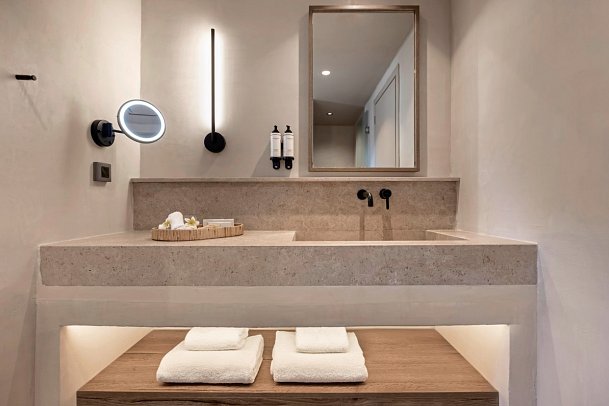 Aulus Lindos Rhodes, Curio Collection by Hilton - Badbeispiel (Zimmercodierung D1G)