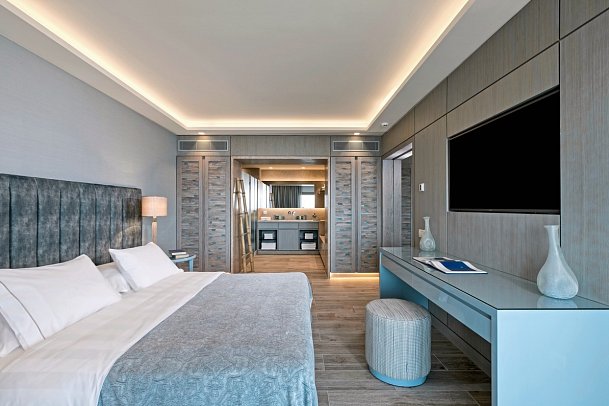 Amada Colossos Resort Elite Collection - Wohnbeispiel Suite Deluxe Meerblick (Zimmercodierung WDM)