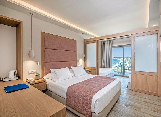 Amada Colossos Resort - Wohnbeispiel Familienzimmer (Zimmercodierung FB1)