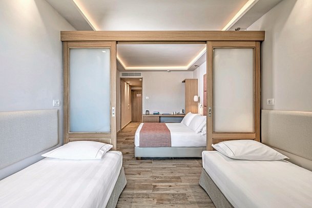 Amada Colossos Resort - Wohnbeispiel Familienzimmer (Zimmercodierung FB1)