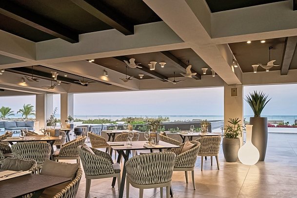 Gennadi Grand Resort