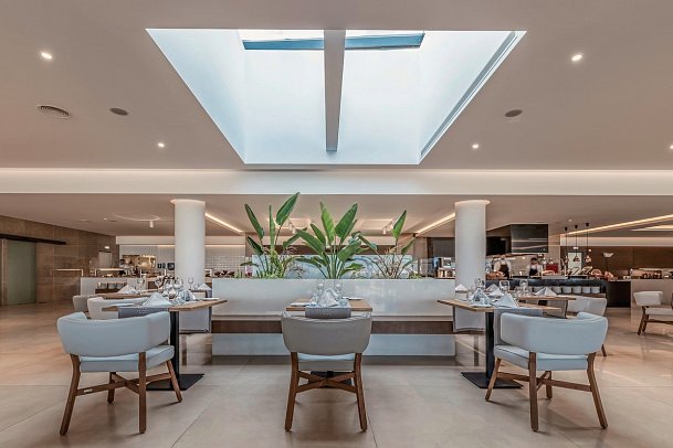 Gennadi Grand Resort