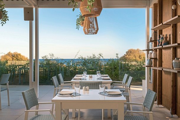 Gennadi Grand Resort