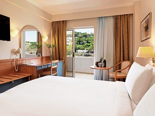 Esperides Beach - Wohnbeispiel Doppelzimmer Landblick (Zimmercodierungen DBL & DC1)