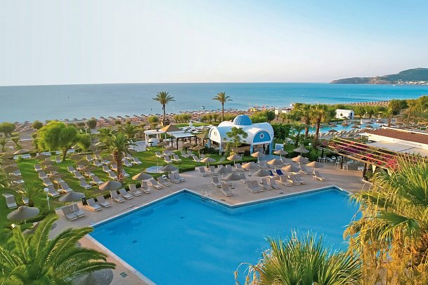 Pegasos Deluxe Beach Hotel