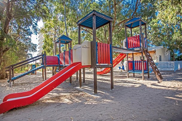 Pegasos Deluxe Beach Hotel