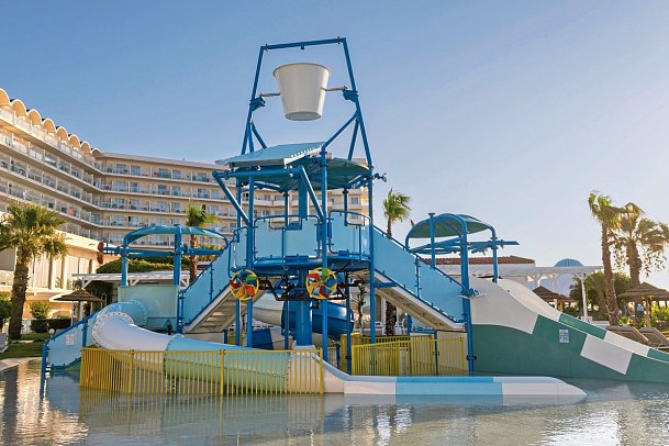 Pegasos Deluxe Beach Hotel