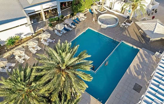 Pefkos Breeze Family Resort & Spa