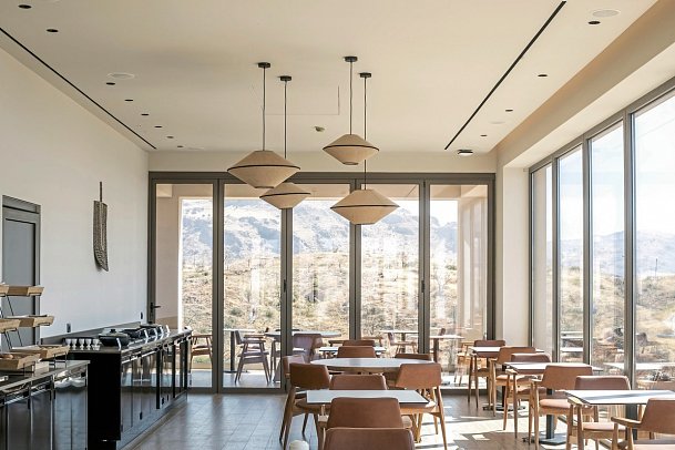 Este Elegant Suites & Villas