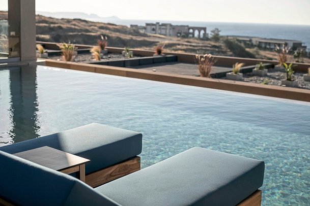 Este Elegant Suites & Villas