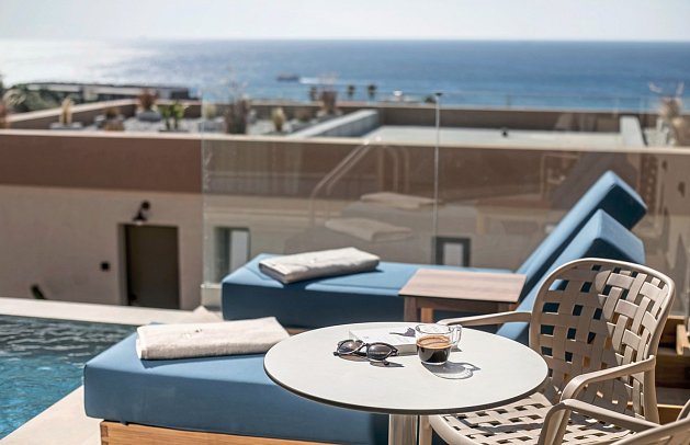 Este Elegant Suites & Villas