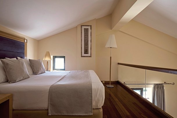 Lindian Dream SeaSide Resort - Wohnbeispiel Maisonette seitlicher Meerblick (Zimmercodierung MBN)