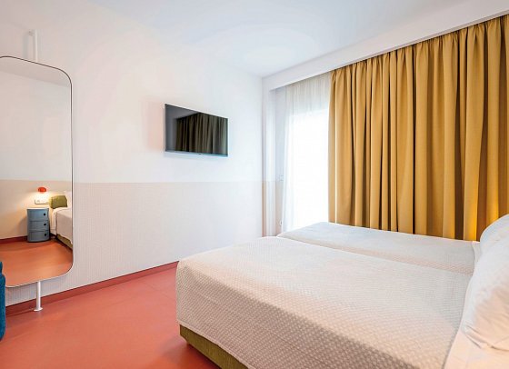 Orion Hotel - Wohnbeispiel Queen Doppelzimmer (Zimmercodierungen DB1 & DB2)