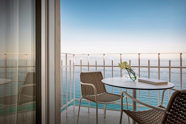 Hotel Istra - Wohnbeispiel Doppelzimmer Meerblick (Zimmercodierung D1M)