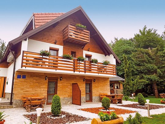 Plitvice Green Valley