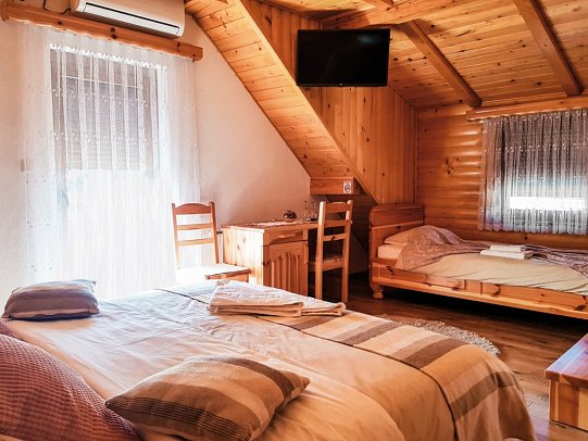 Plitvice Green Valley - Wohnbeispiel Dreibettzimmer (Zimmercodierung TB1)