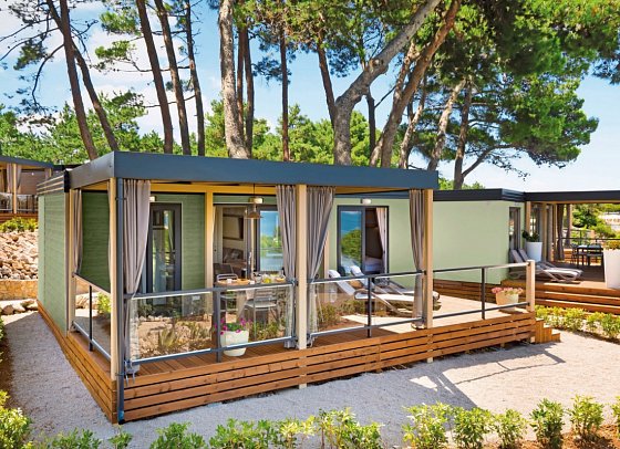 Valamar Camping Jezevac - Wohnbeispiel Lungomare Home für 4+2 Meerseite (Zimmercodierung CB4)
