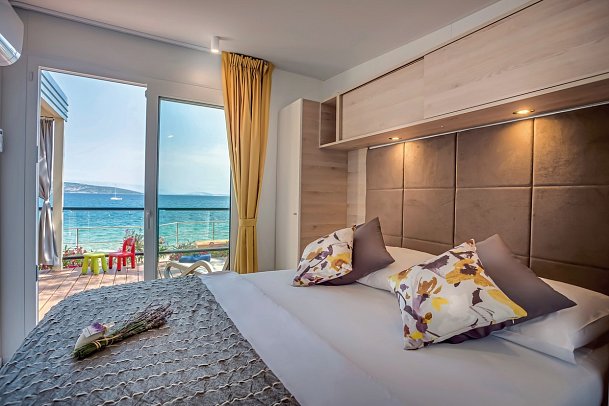 Valamar Camping Jezevac - Wohnbeispiel Lungomare Home für 4+2 (Zimmercodierungen CB3 & CB4)