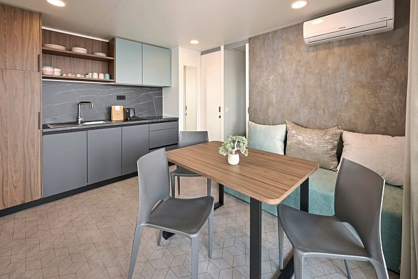 Aminess Style Camping Atea Glamping & Holiday Homes - Wohnbeispiel Premium Holiday Home (Zimmercodierung CM1)
