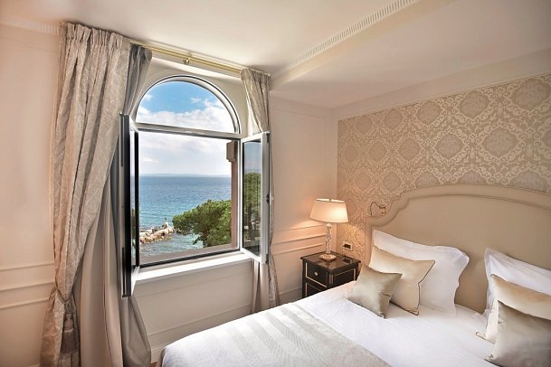Amadria Park Hotel Milenij - Wohnbeispiel Doppelzimmer Deluxe Meerblick (Zimmercodierung DDM)