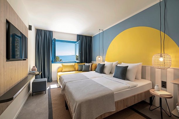 Sunny Krk by Valamar - Wohnbeispiel Zimmer für 2 plus 1 Meerseite (Zimmercodierungen TBC & FBC)