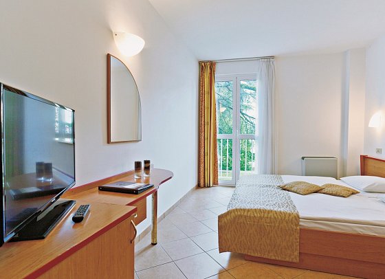 Drazica Hotel Resort & Villa Lovorka - Wohnbeispiel Doppelzimmer Hauptgebäude (Zimmercodierung DB2)